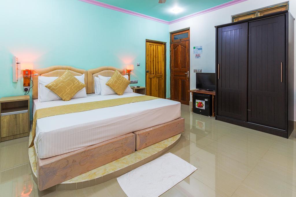Castle Inn Bodufolhudhoo Exterior foto