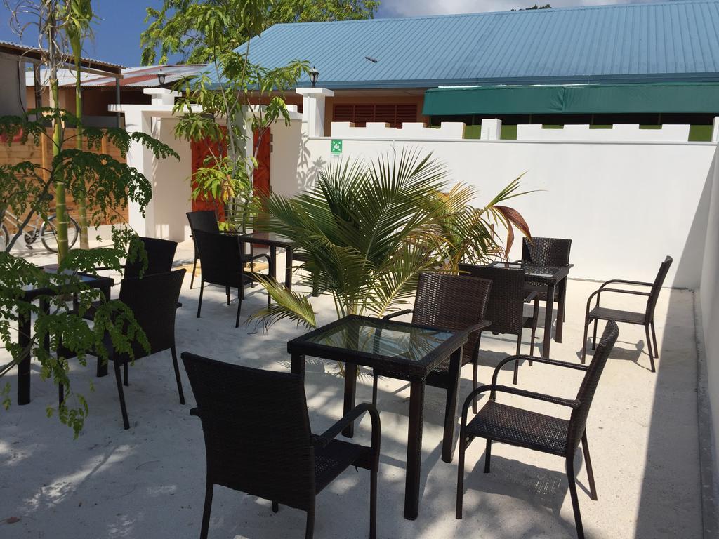 Castle Inn Bodufolhudhoo Exterior foto